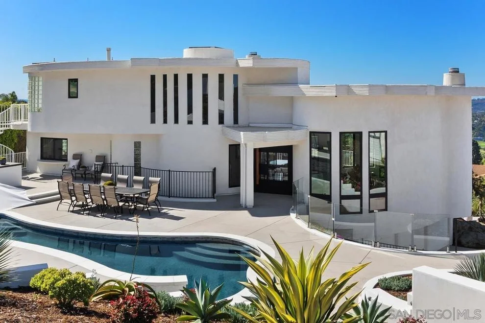 Unit for sale at 7215 El Fuerte St, Carlsbad, CA 92009