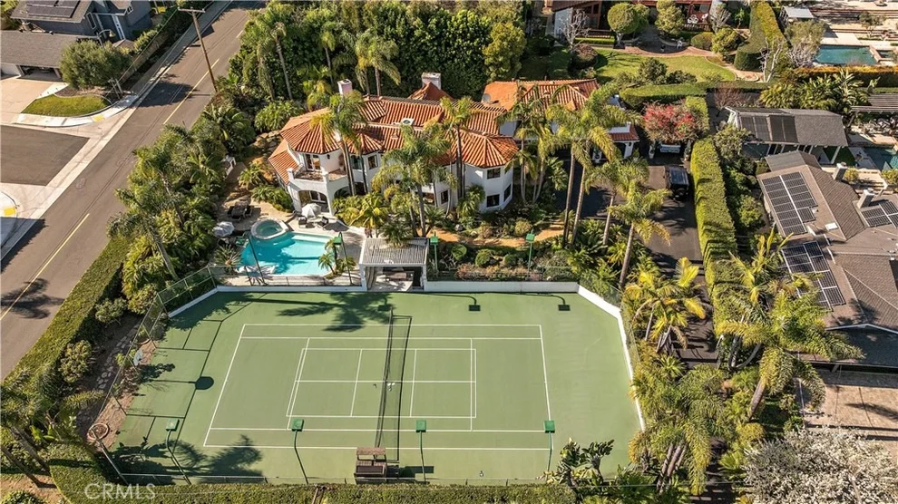 Unit for sale at 31941 Paseo Cielo, San Juan Capistrano, CA 92675