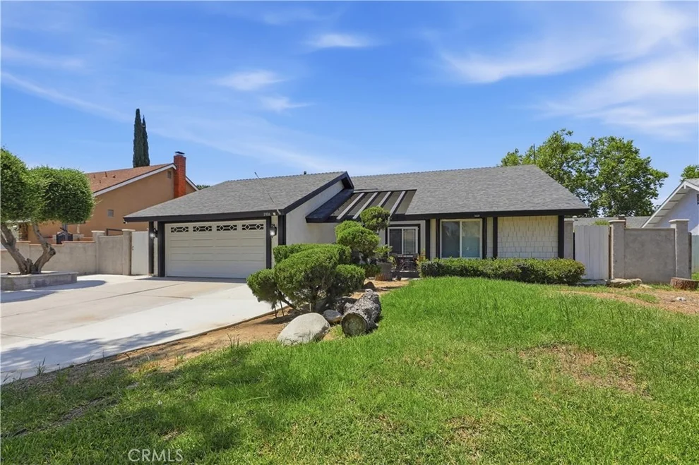 Unit for sale at 3906 New Haven Drive, Riverside, CA 92505