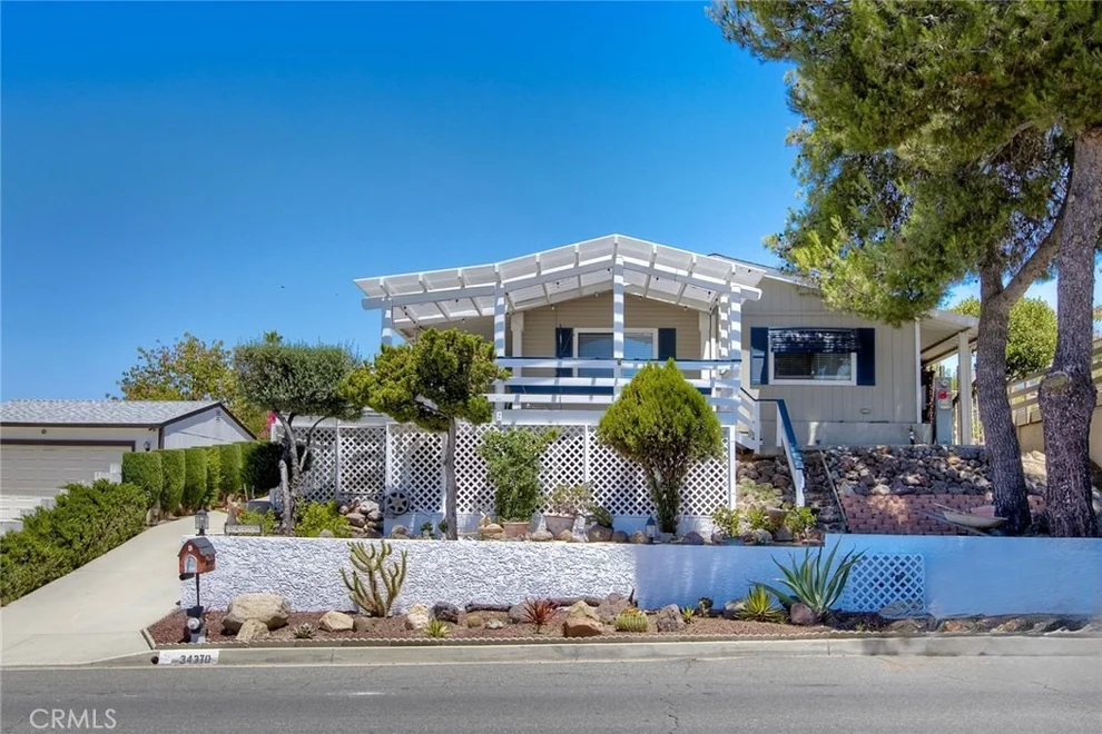 Unit for sale at 34370 The Farm, Wildomar, CA 92595