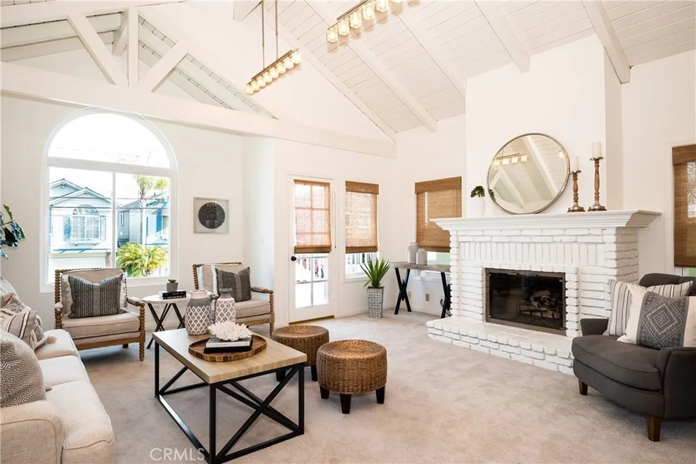 Unit for sale at 1521 Steinhart Avenue, Redondo Beach, CA 90278