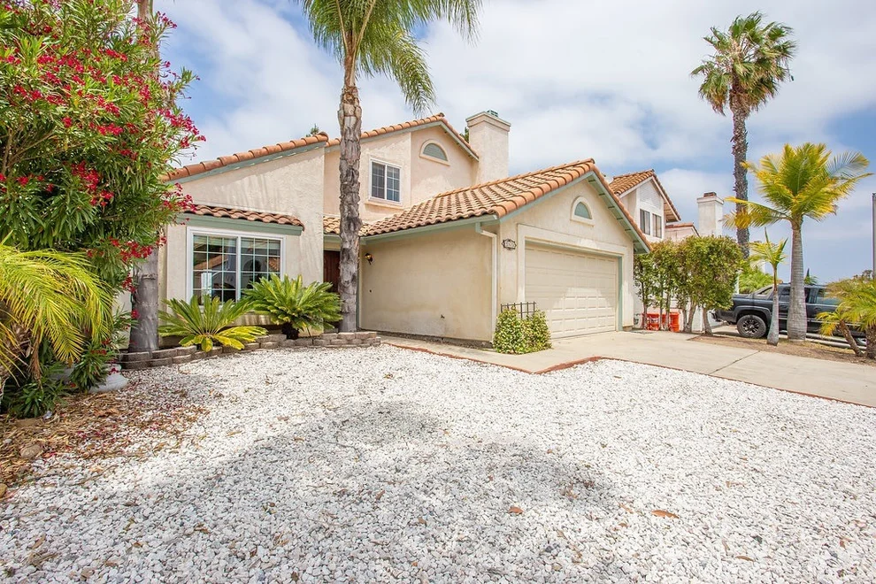 Unit for sale at 263 Paseo Marguerita, Vista, CA 92084