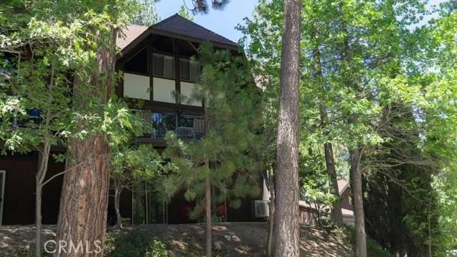 Unit for sale at 966 Willow Creek, Lake Arrowhead, CA 92352