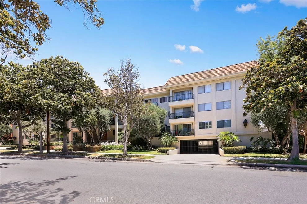 Unit for sale at 420 S Madison, Pasadena, CA 91101
