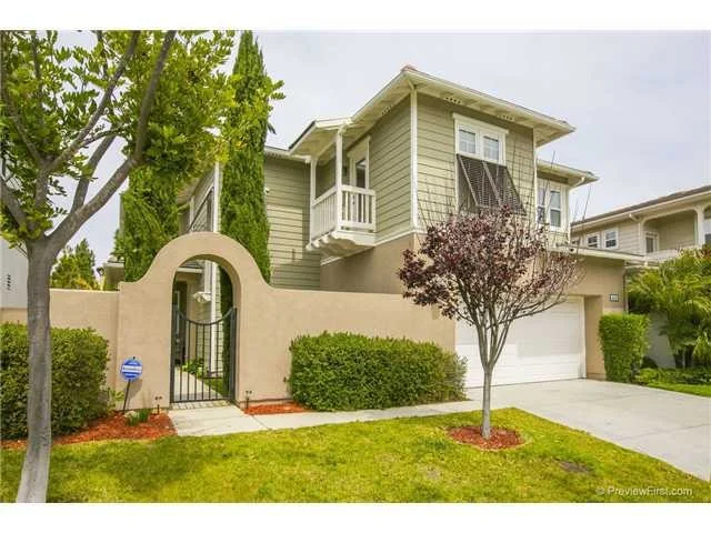 Unit for sale at 4654 Vereda Mar Del Sol, San Diego, CA 92130