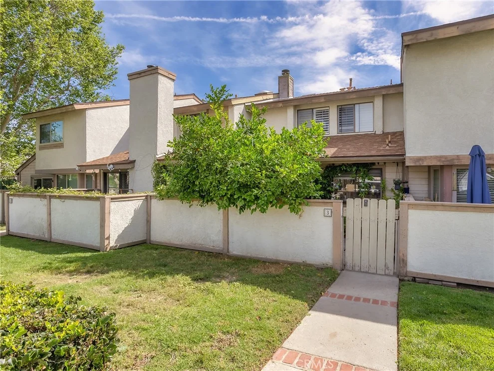Unit for sale at 8348 Penfield Avenue, Winnetka, CA 91306