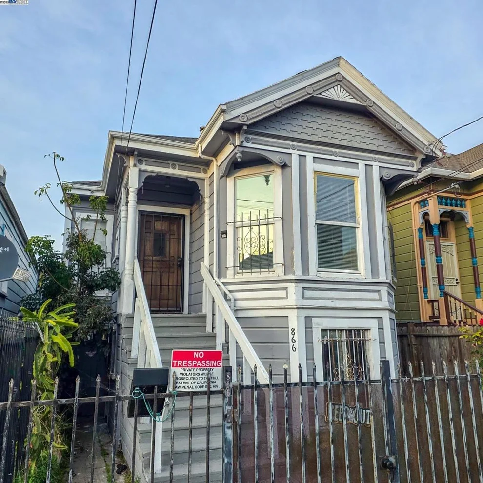 Unit for sale at 866 Isabella St, Oakland, CA 94607