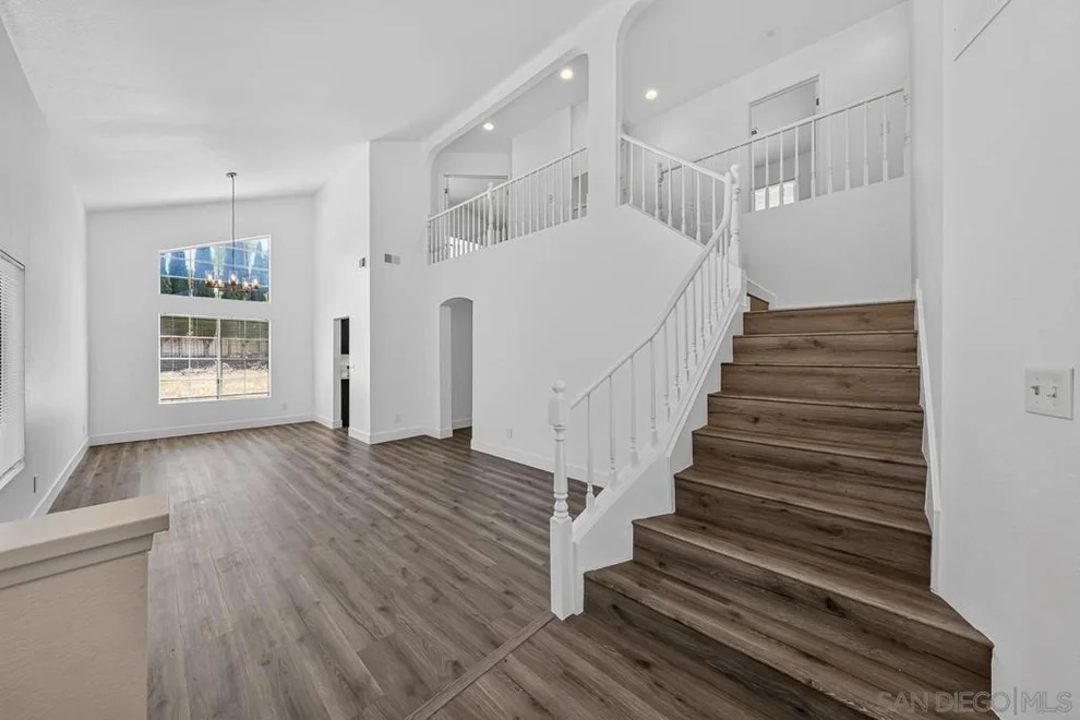 Unit for sale at 7125 Penara Court, San Diego, CA 92126