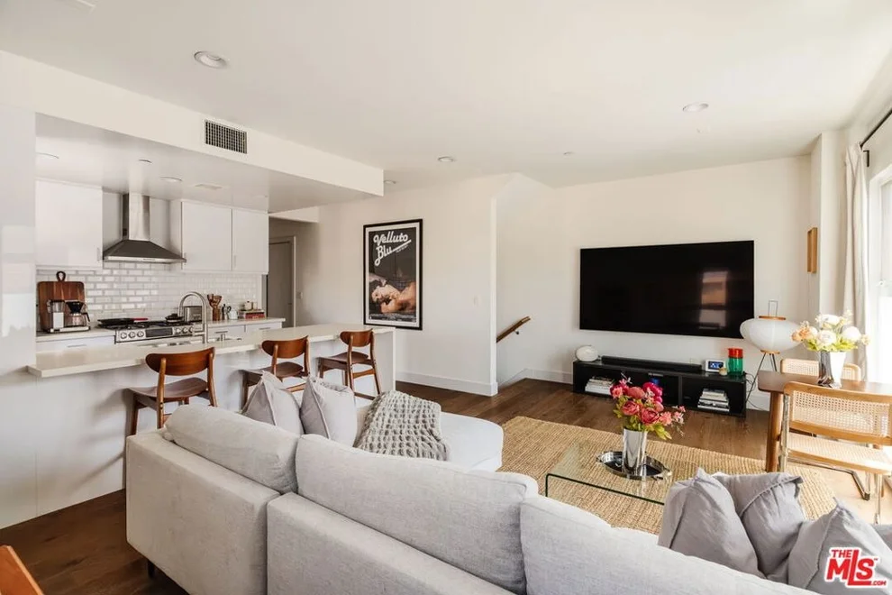 Unit for sale at 1514 S Bedford Street, Los Angeles, CA 90035