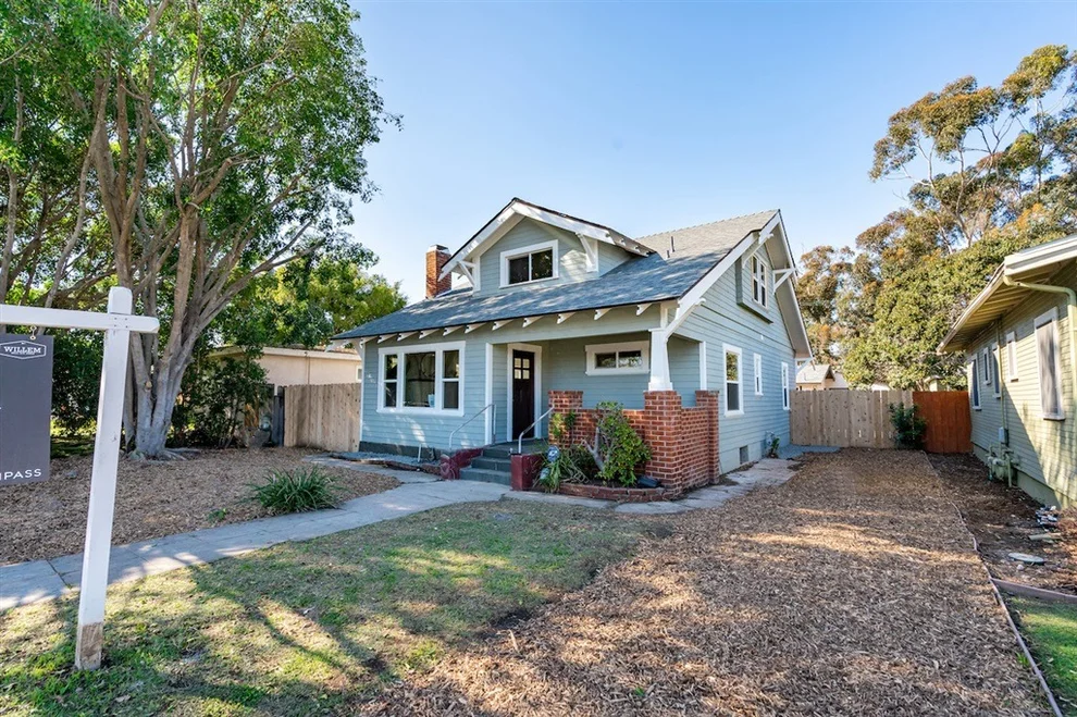 Unit for sale at 3168 Hawthorn St, San Diego, CA 92104