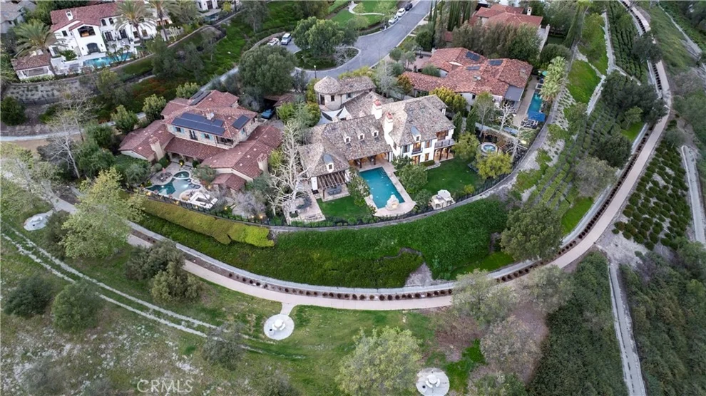 Unit for sale at 18 Mission Ridge Road, Ladera Ranch, CA 92694