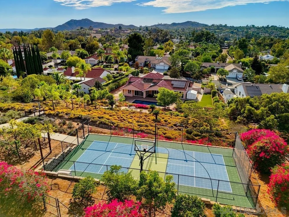 Unit for sale at 14326 Sandhill Road, Poway, CA 92064
