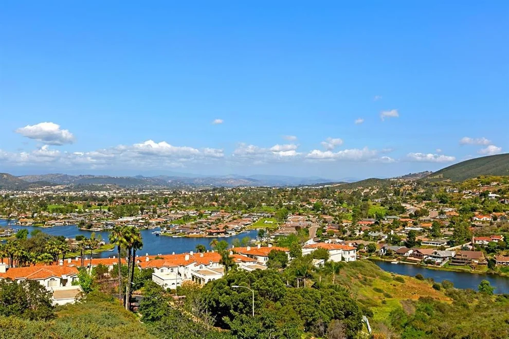 Unit for sale at 1604 Via Inspirar, San Marcos, CA 92078