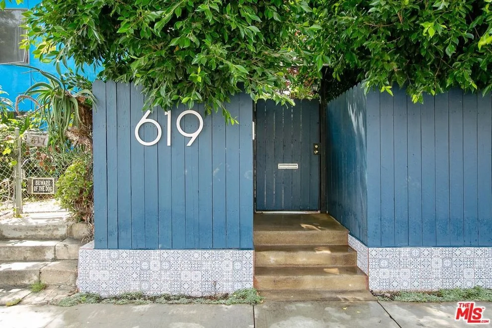 Unit for sale at 619 Milwood Avenue, Venice, CA 90291