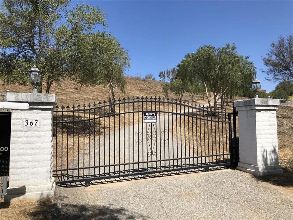 Unit for sale at 367 Ranger Rd, Fallbrook, CA 92028