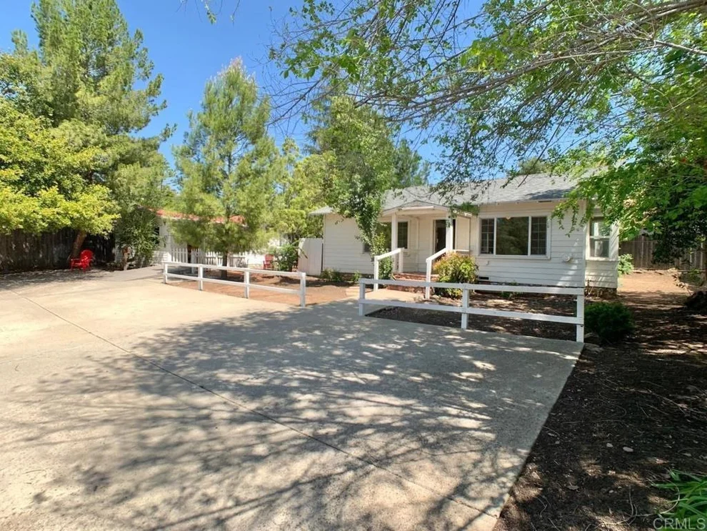 Unit for sale at 2233 35 W Victoria Drive, Alpine, CA 91901