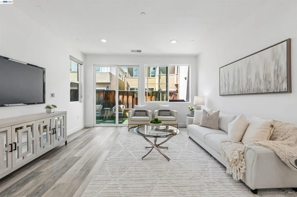 Unit for sale at 4272 Healdsburg Way, Dublin, CA 94568