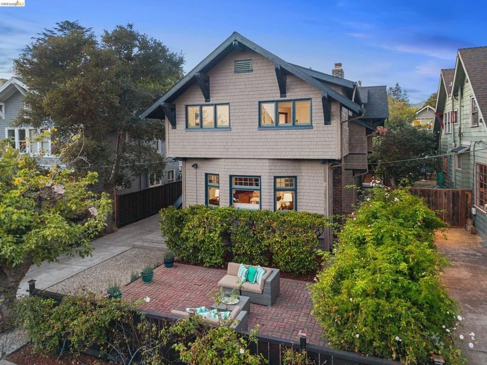 Unit for sale at 2731 Prince St, Berkeley, CA 94705