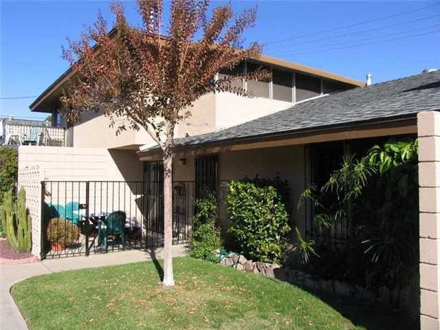 Unit for sale at 559 Oakdale Lane, El Cajon, CA 92021