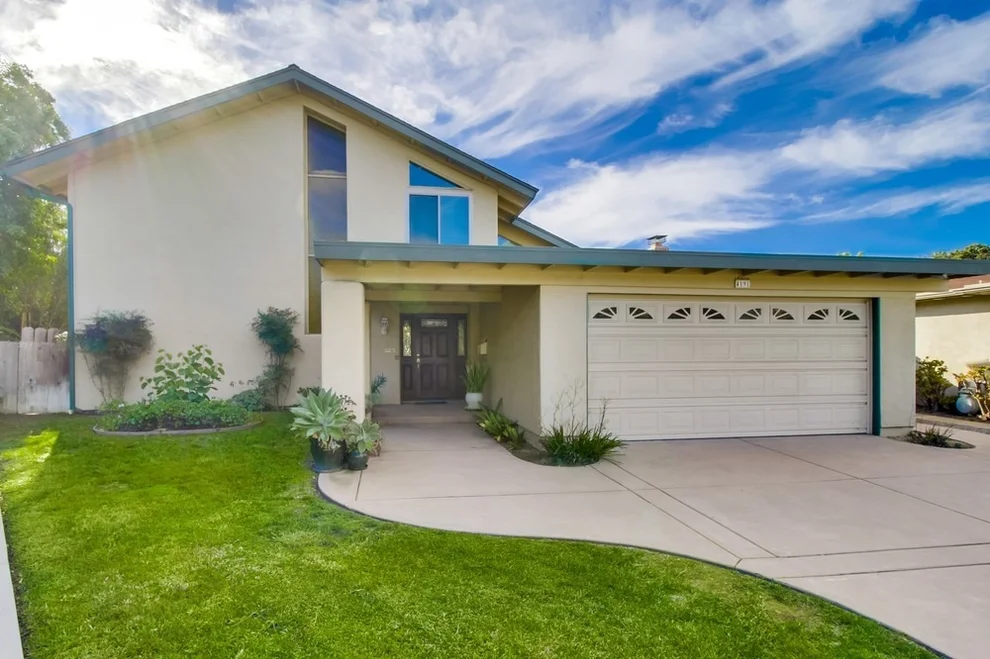 Unit for sale at 4191 Combe Way, San Diego, CA 92122