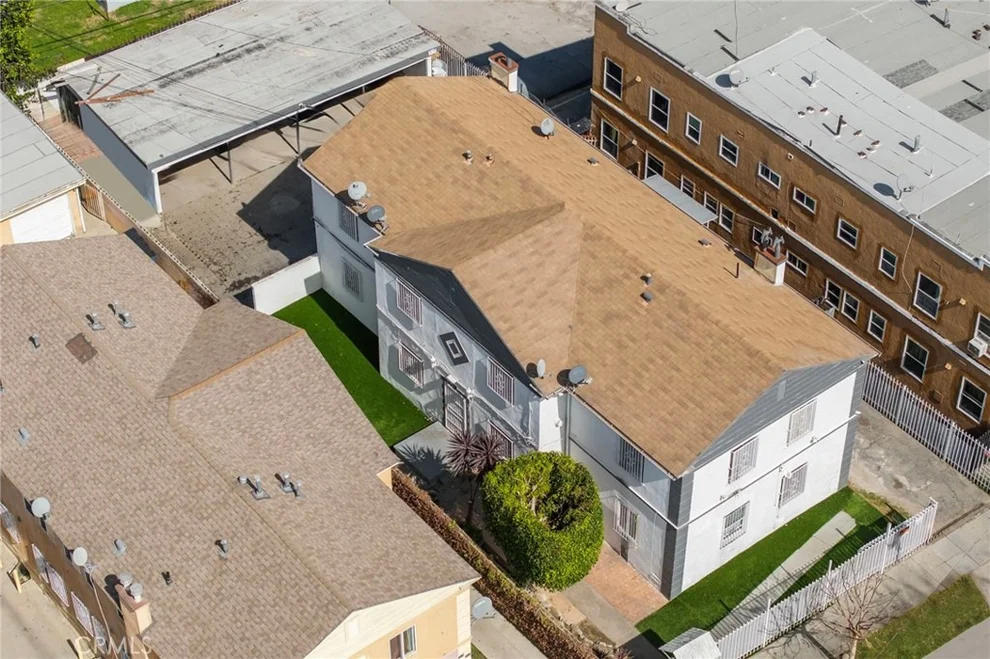 Unit for sale at 313 W Magnolia, Compton, CA 90220