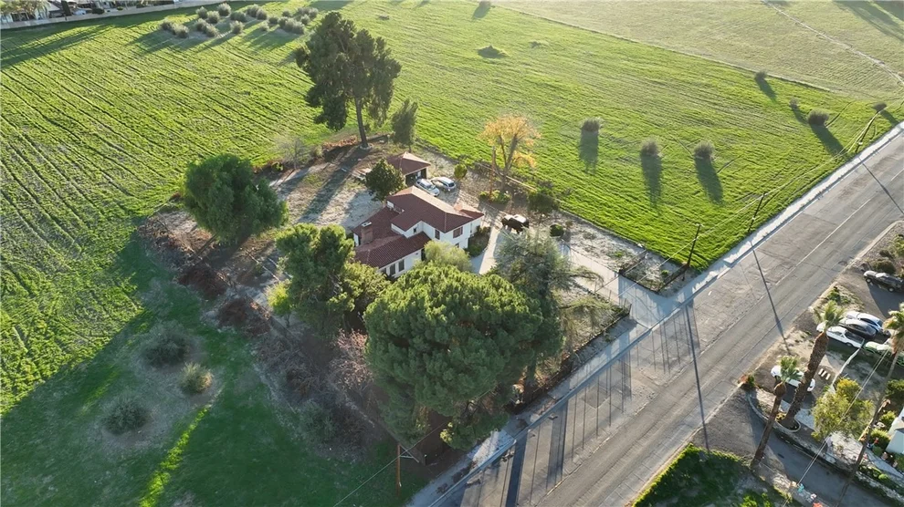 Unit for sale at 41699 Acacia Avenue, Hemet, CA 92544