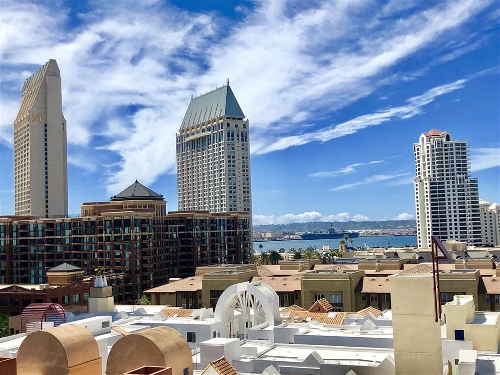 Unit for sale at 645 Front St, San Diego, CA 92101