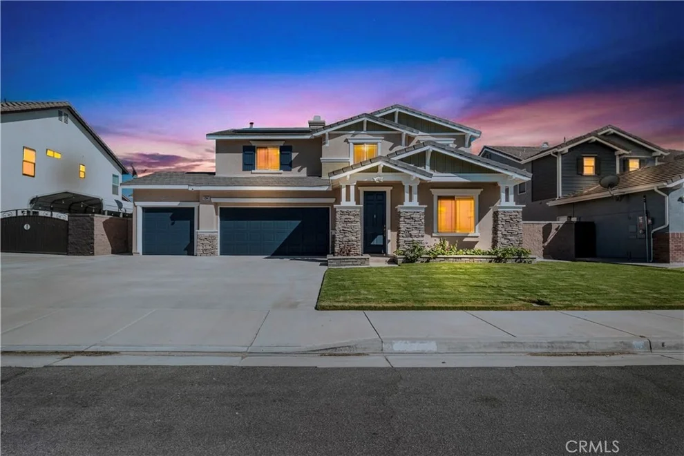 Unit for sale at 12947 Oakdale, Corona, CA 92880