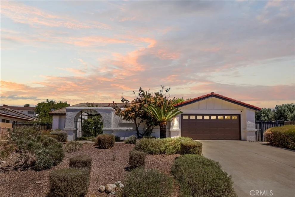 Unit for sale at 208 Armstrong, Claremont, CA 91711