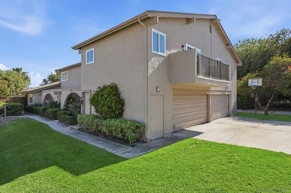 Unit for sale at 9922 Paseo Montalban, San Diego, CA 92129