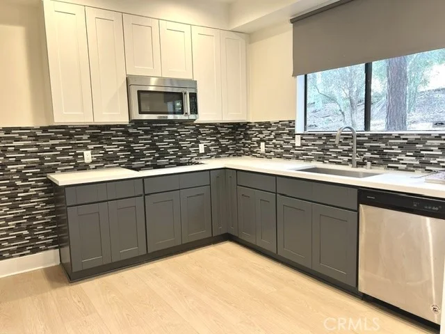 Unit for sale at 3480 Barham, Los Angeles, CA 90068
