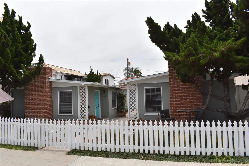 Unit for sale at 313 319 Nautilus, La Jolla, CA 92037