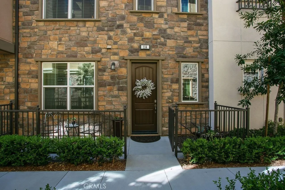 Unit for sale at 114 Aliso Ridge Loop, Mission Viejo, CA 92691