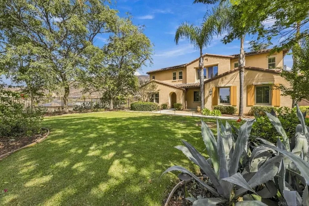 Unit for sale at 3051 Vineyard Way, Chula Vista, CA 91914