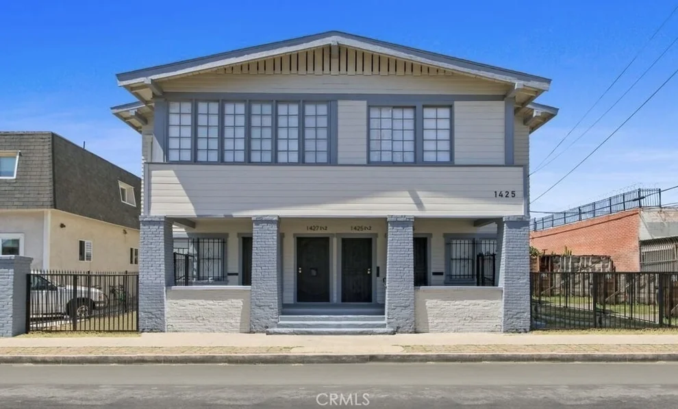 Unit for sale at 1425 W 18th St., Los Angeles, CA 90006