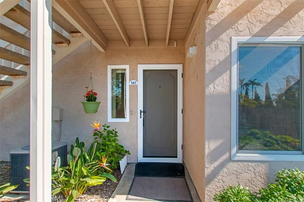 Unit for sale at 681 Diamond Way, Vista, CA 92083