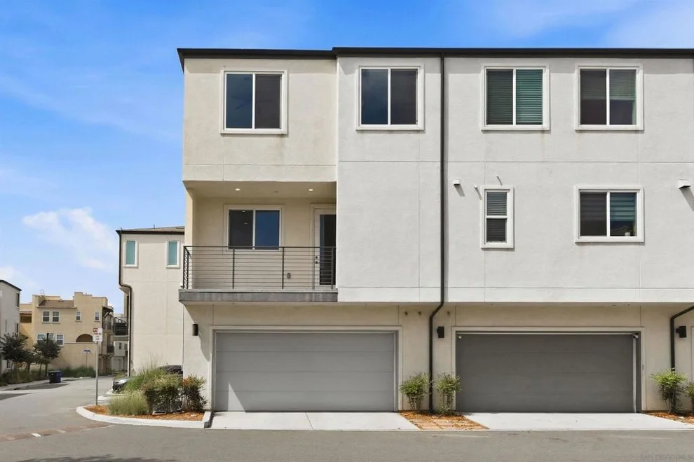 Unit for sale at 5502 Caminito Sandwaves, San Diego, CA 92154