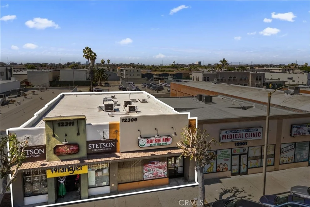 Unit for sale at 12311 Hawthorne, Hawthorne, CA 90250