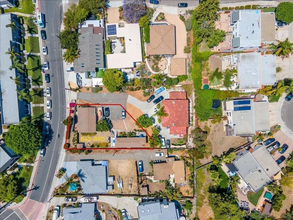 Unit for sale at 842 850 Valley Ave, Solana Beach, CA 92075