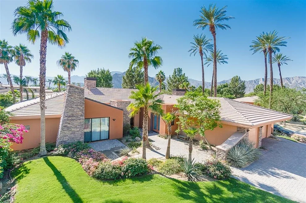 Unit for sale at 50410 Via Puesta Del Sol, La Quinta, CA 92253