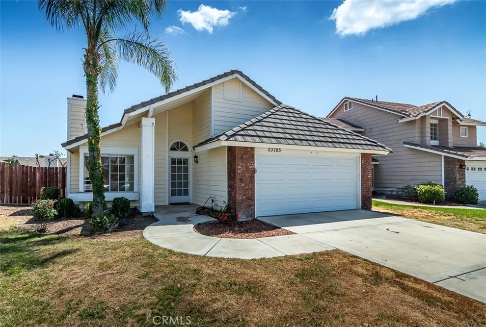 Unit for sale at 23785 Sierra Oak Drive, Murrieta, CA 92562