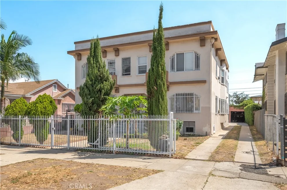 Unit for sale at 2022 4th Avenue, Los Angeles, CA 90018