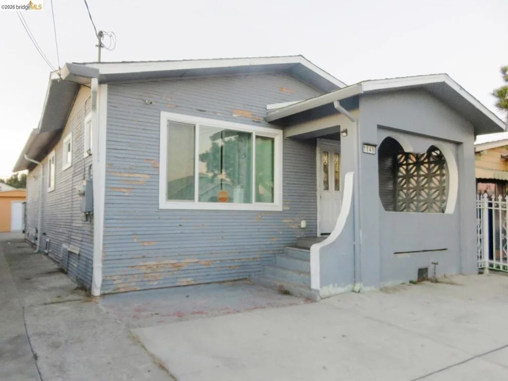 Unit for sale at 1649 72Nd Ave, Oakland, CA 94621