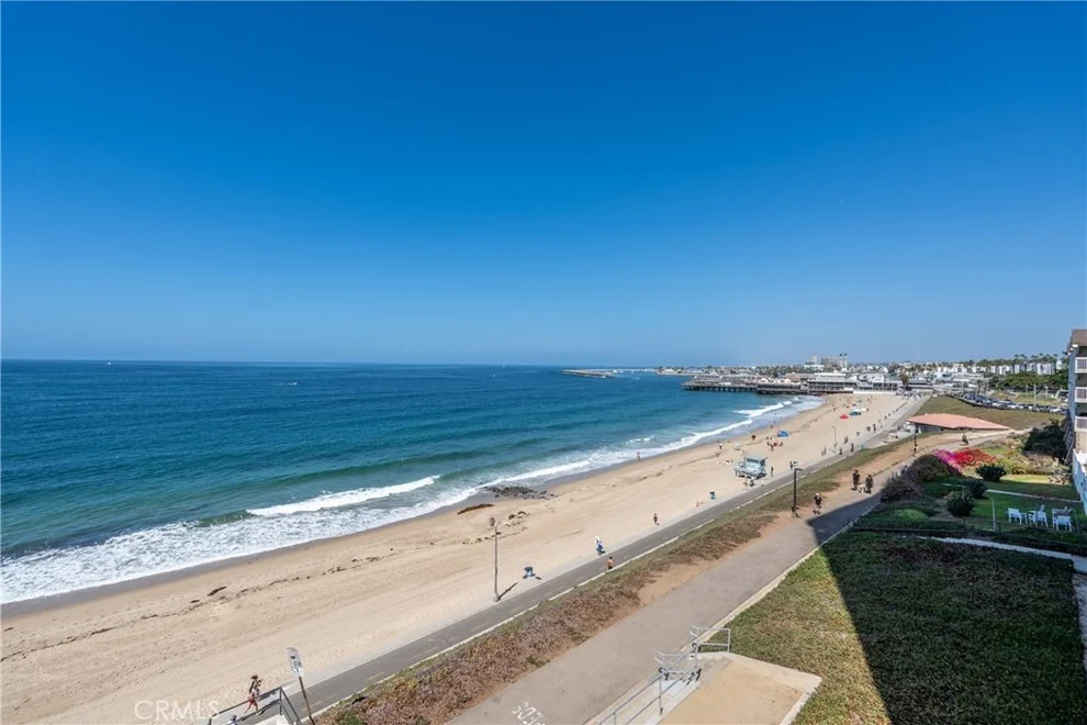 Unit for sale at 531 Esplanade, Redondo Beach, CA 90277