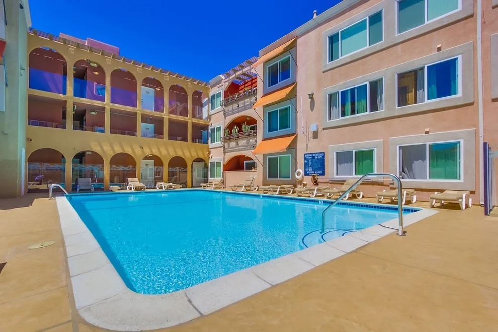 Unit for sale at 860 Turquoise St, San Diego, CA 92109