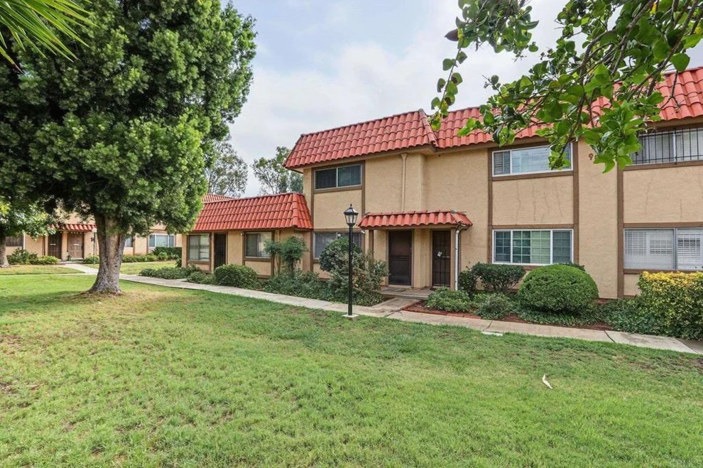 Unit for sale at 906 N Fig Street, Escondido, CA 92026