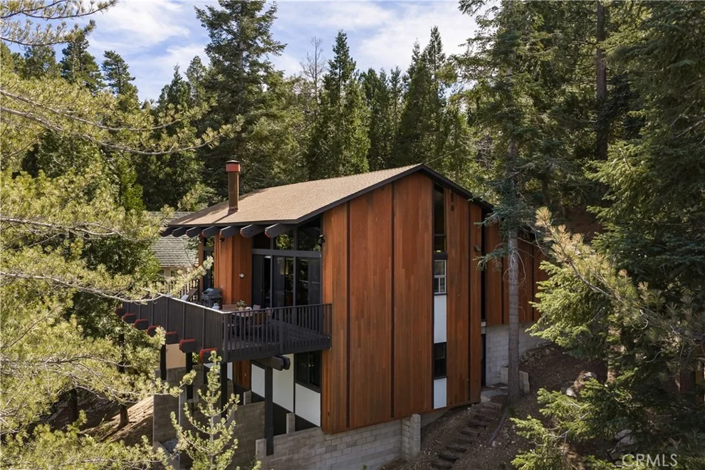 Unit for sale at 287 Grizzly Road, Lake Arrowhead, CA 92352