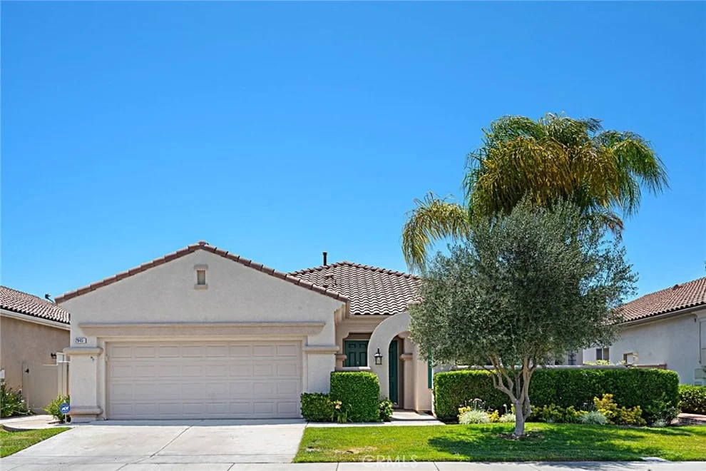 Unit for sale at 29451 Winding Brook Drive, Menifee, CA 92584