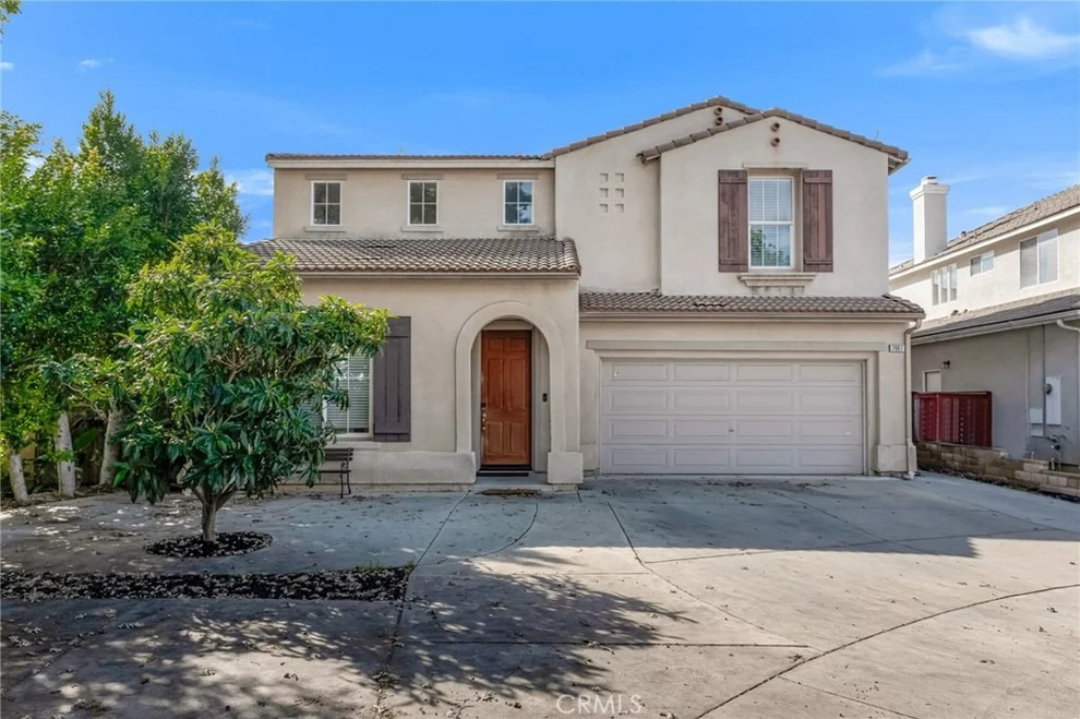 Unit for sale at 7867 Laramie Avenue, Winnetka, CA 91306