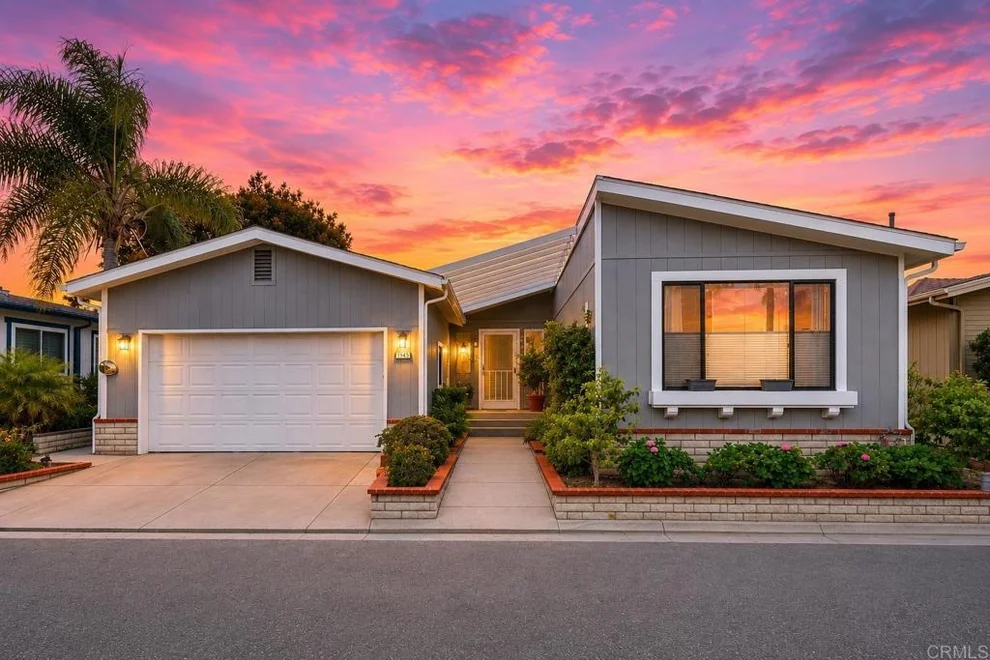 Unit for sale at 1148 Via Santa Paulo, Vista, CA 92081